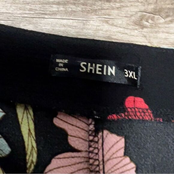 Shein Plus Size Long Floral Dress Size 3XL - Picture 8 of 11